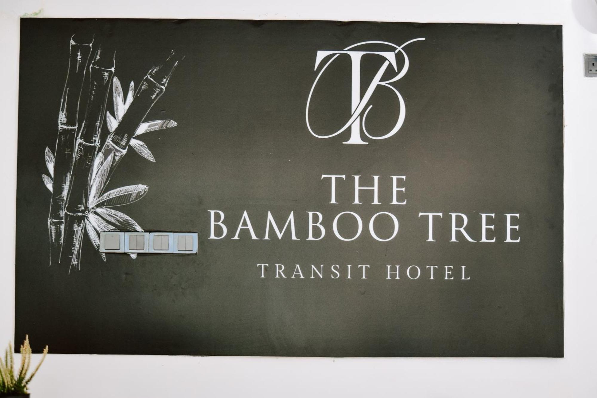 The Bamboo Tree Transit Hotel Katunayaka Esterno foto